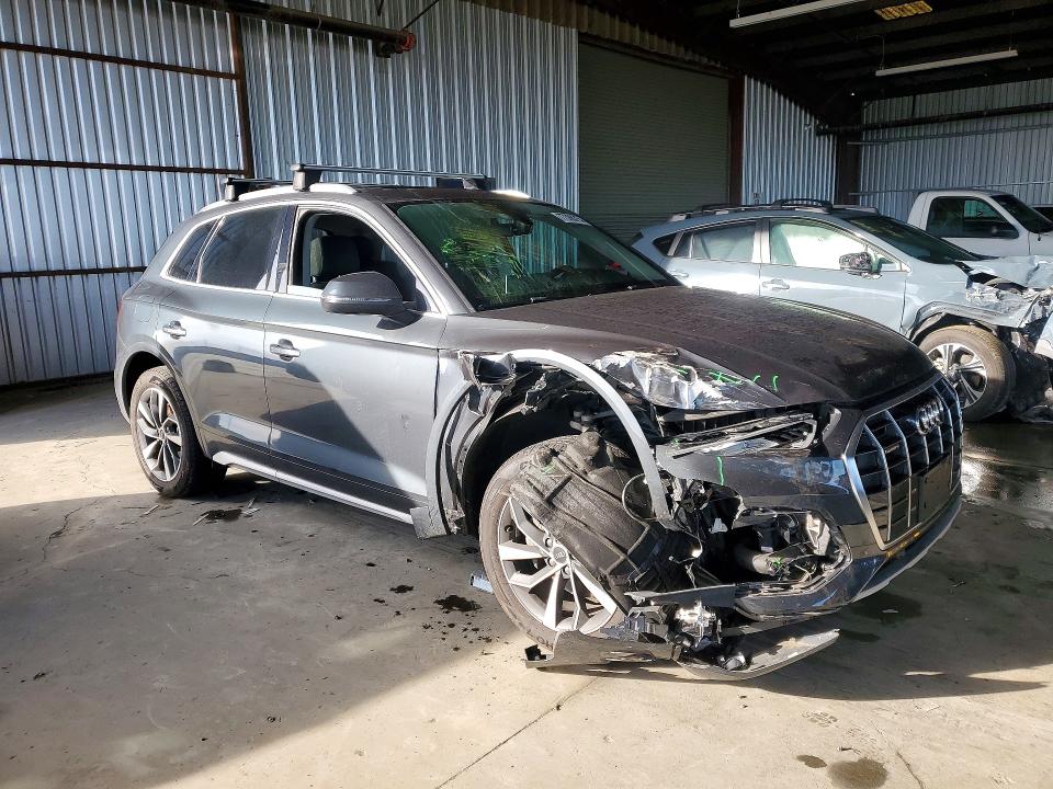 Продажа на аукционе авто 2021 Audi Q5, vin: WA1AAAFY0M2029670, номер лота: 77398385