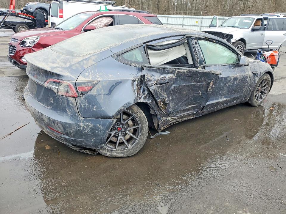 Продажа на аукционе авто 2023 Tesla Model 3, vin: 5YJ3E1EA4PF700170, номер лота: 78132805