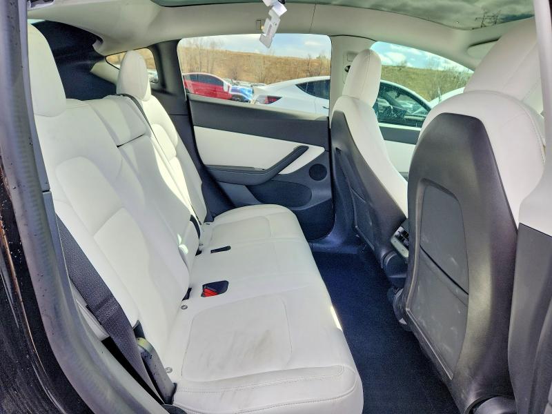 76745895 :رقم المزاد ، 5YJYGDEF3LF024544 vin ، 2020 Tesla Model Y مزاد بيع