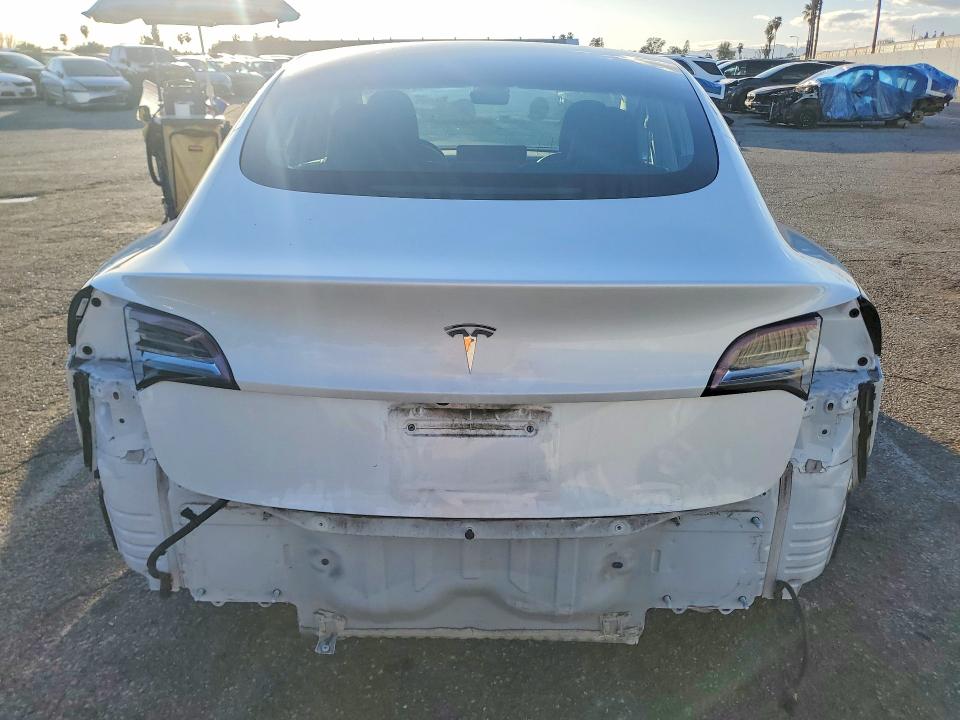 77729545 :رقم المزاد ، 5YJ3E1EA2KF397155 vin ، 2019 Tesla Model 3 مزاد بيع