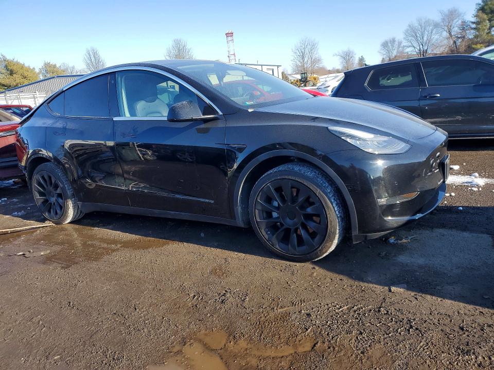 75887395 :رقم المزاد ، 5YJYGDEE3LF045403 vin ، 2020 Tesla Model Y مزاد بيع