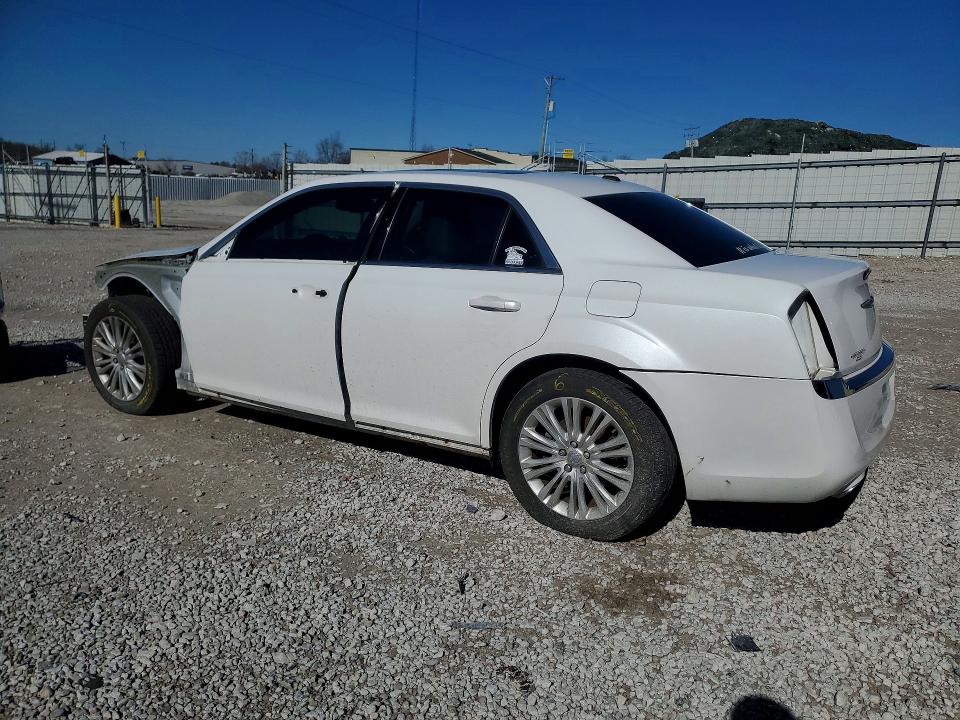 Продажа на аукционе авто 2013 Chrysler 300, vin: 2C3CCARG8DH558114, номер лота: 77906515