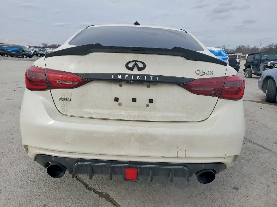 77925585 :رقم المزاد ، JN1EV7AR1JM437354 vin ، 2018 Infiniti Q50 مزاد بيع