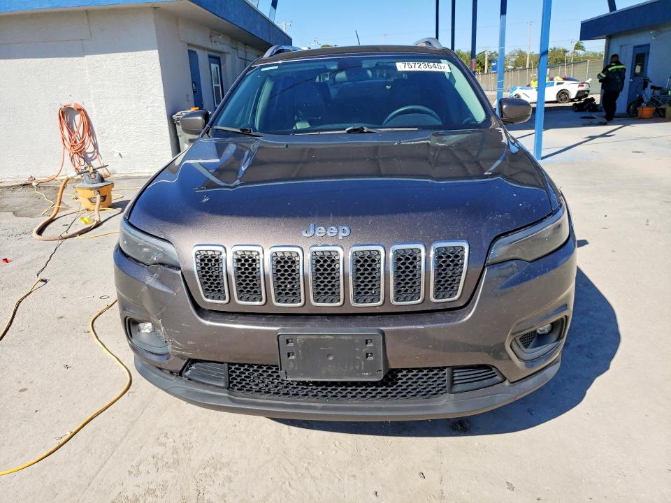 75723645 :رقم المزاد ، 1C4PJMLB0KD181029 vin ، 2019 Jeep Cherokee مزاد بيع