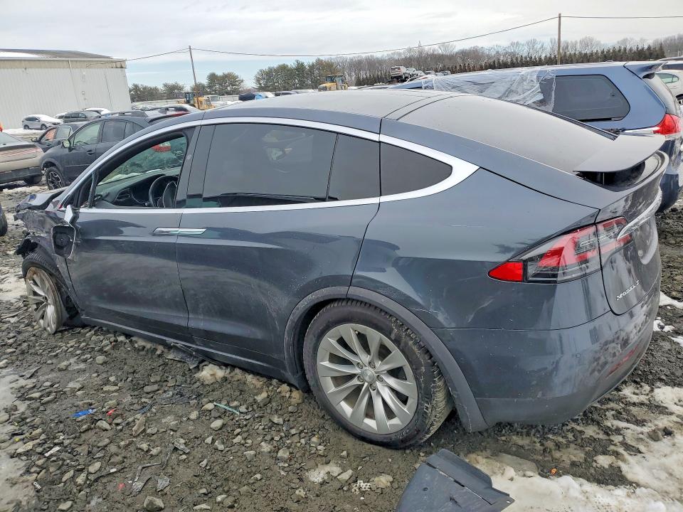 Продажа на аукционе авто 2017 Tesla Model X, vin: 5YJXCBE20HF066167, номер лота: 78801075