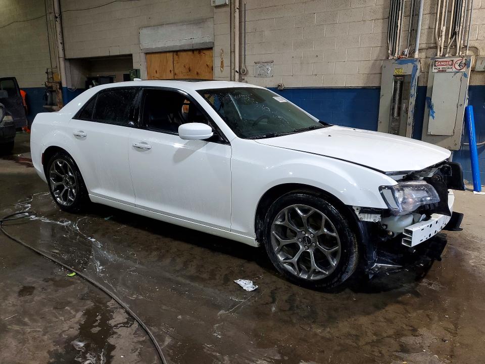 76359345 :رقم المزاد ، 2C3CCABGXFH830434 vin ، 2015 Chrysler 300 مزاد بيع