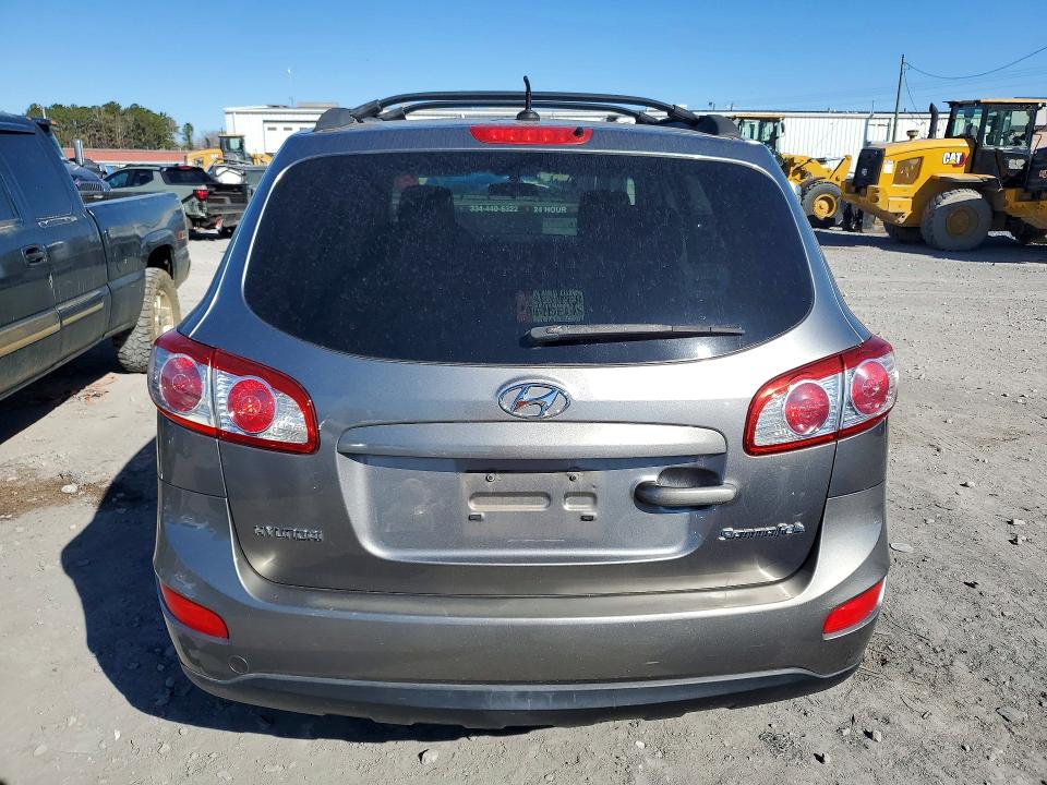 2011 Hyundai Santa Fe მანქანა იყიდება აუქციონზე, vin: 5XYZG3AB1BG065392, აუქციონის ნომერი: 77124965