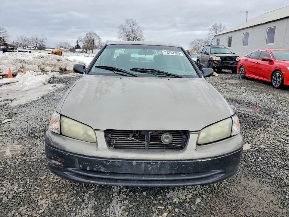 76757285 :رقم المزاد ، JT2BG28K3Y0485129 vin ، 2000 Toyota Camry مزاد بيع
