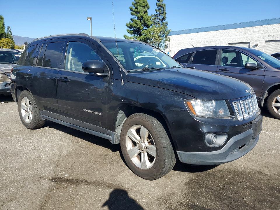 Aukcja sprzedaży 2017 Jeep Compass, vin: 1C4NJDEB0HD204578, numer aukcji: 77436895