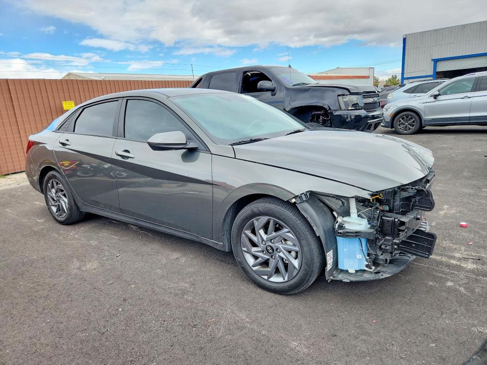 2024 Hyundai Elantra მანქანა იყიდება აუქციონზე, vin: KMHLM4DG5RU774973, აუქციონის ნომერი: 78177335