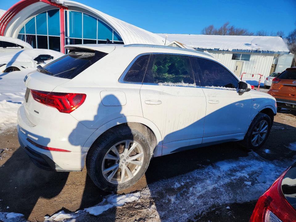 Продаж на аукціоні авто 2021 Audi Q3, vin: WA1DECF33M1003930, номер лоту: 75648025