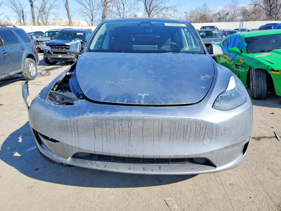 2024 Tesla Model Y მანქანა იყიდება აუქციონზე, vin: 7SAYGDEE3RA294714, აუქციონის ნომერი: 75956055