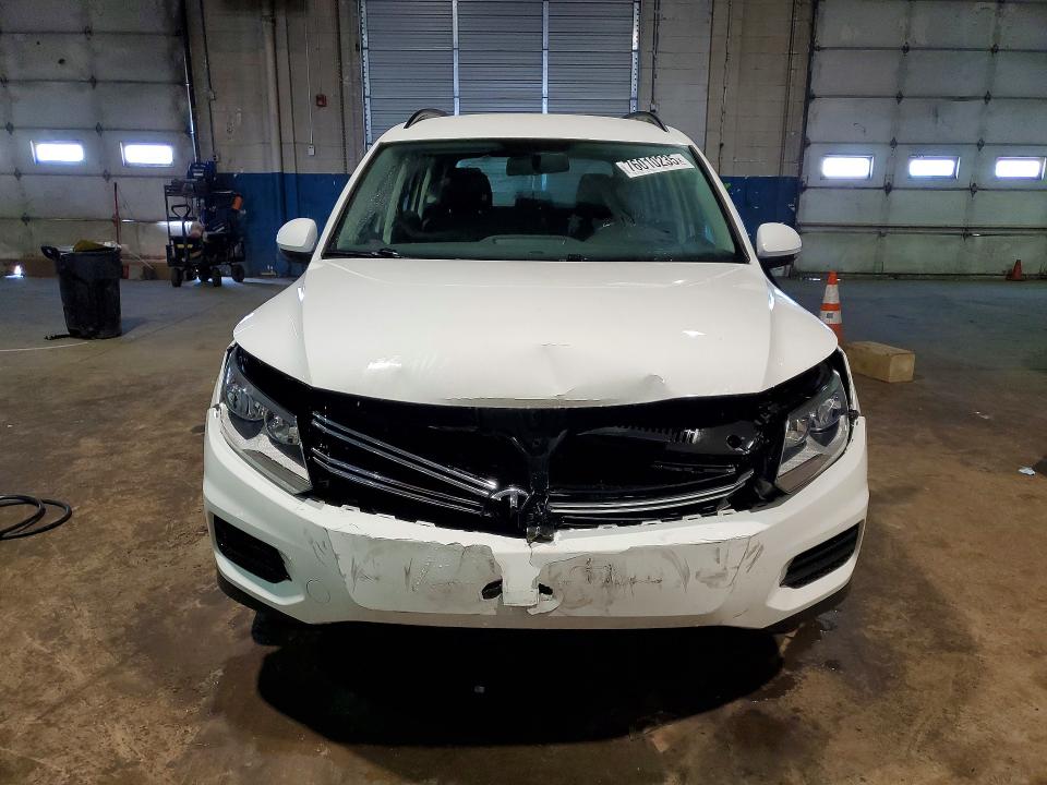 Продажа на аукционе авто 2017 Volkswagen Tiguan, vin: WVGBV7AX0HK045224, номер лота: 76010235