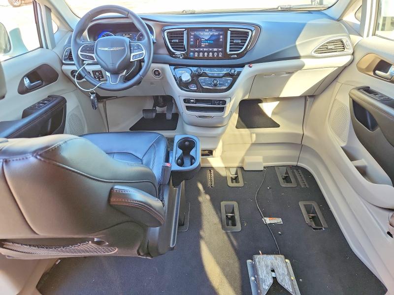 Продаж на аукціоні авто 2018 Chrysler Pacifica T, vin: 2C4RC1BG5JR305743, номер лоту: 73658775