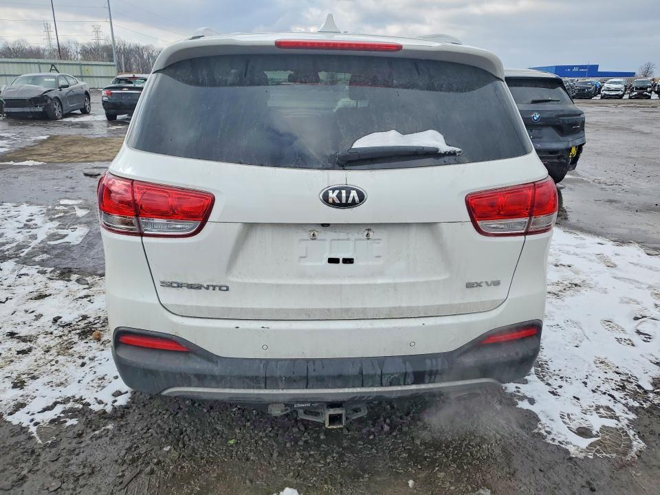 78821745 :رقم المزاد ، 5XYPHDA57HG323086 vin ، 2017 Kia Sorento مزاد بيع