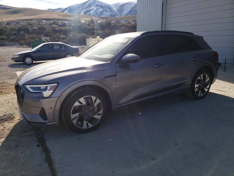 Auction sale of the 2022 Audi E-tron, vin: WA1AAAGE3NB013985, lot number: 78544645