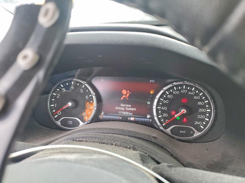 76267265 :رقم المزاد ، ZACCJBBB3HPF44826 vin ، 2017 Jeep Renegade مزاد بيع