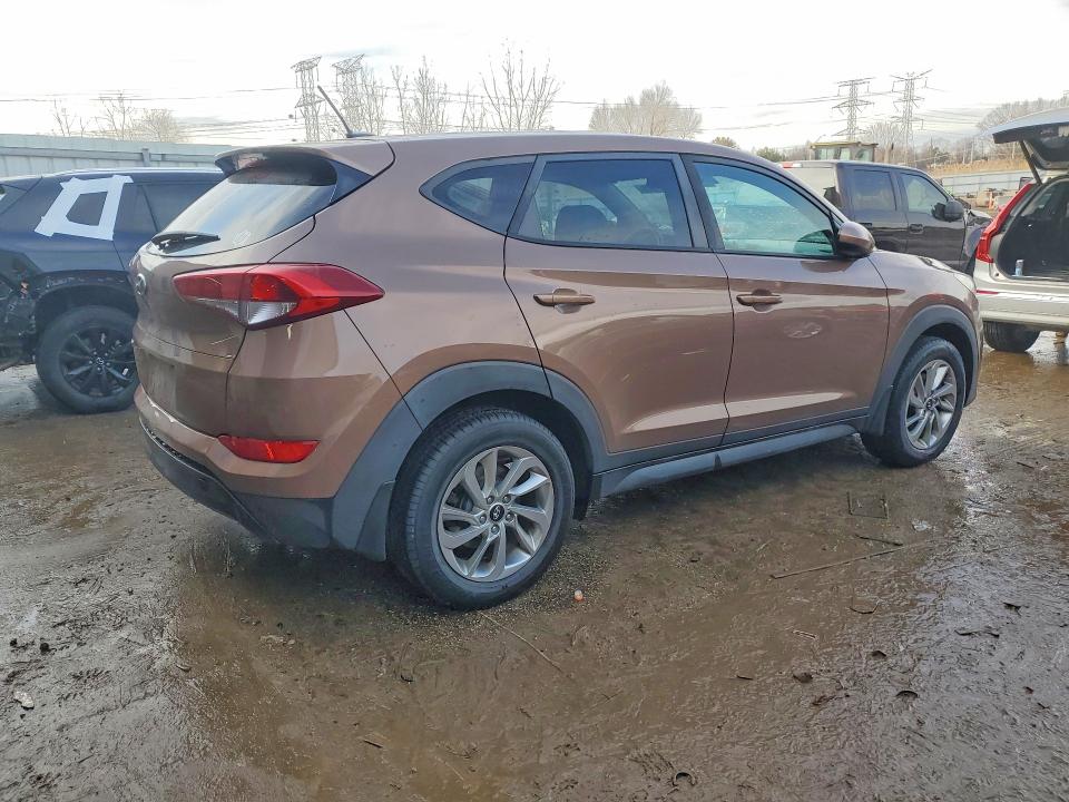 77981805 :رقم المزاد ، KM8J23A45HU528134 vin ، 2017 Hyundai Tucson مزاد بيع