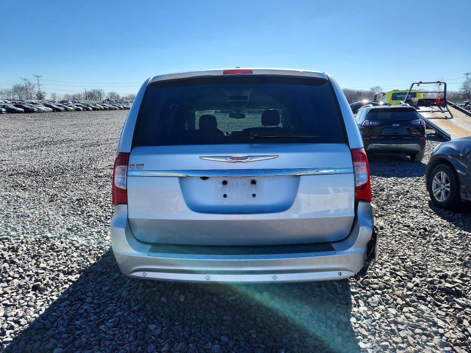78317995 :رقم المزاد ، 2C4RC1CGXCR106981 vin ، 2012 Chrysler Town & Country مزاد بيع