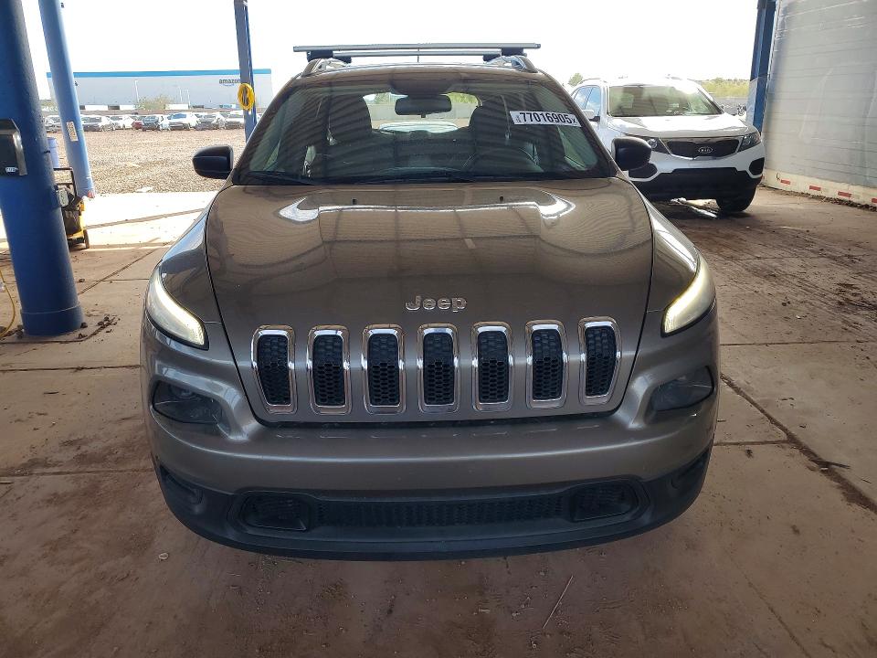 2017 Jeep Cherokee მანქანა იყიდება აუქციონზე, vin: 1C4PJLAB0HW603004, აუქციონის ნომერი: 77016905