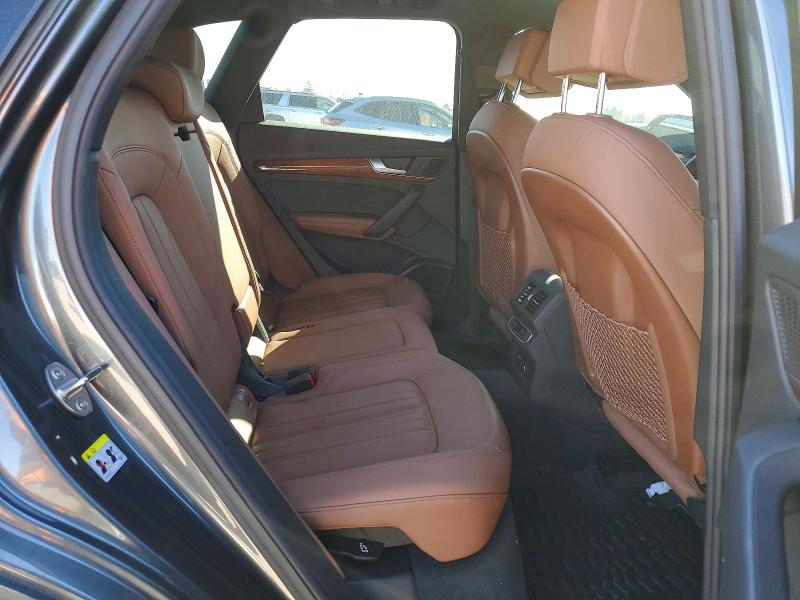 75677655 :رقم المزاد ، WA1EAAFY5N2139357 vin ، 2022 Audi Q5 مزاد بيع