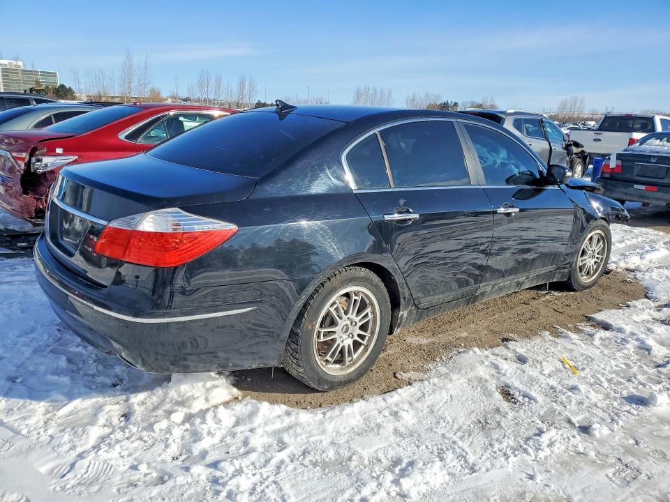 75983705 :رقم المزاد ، KMHGC4DE8BU146057 vin ، 2011 Hyundai Genesis مزاد بيع