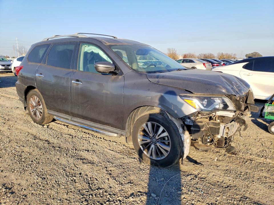 76019775 :رقم المزاد ، 5N1DR2MM3KC608785 vin ، 2019 Nissan Pathfinder مزاد بيع
