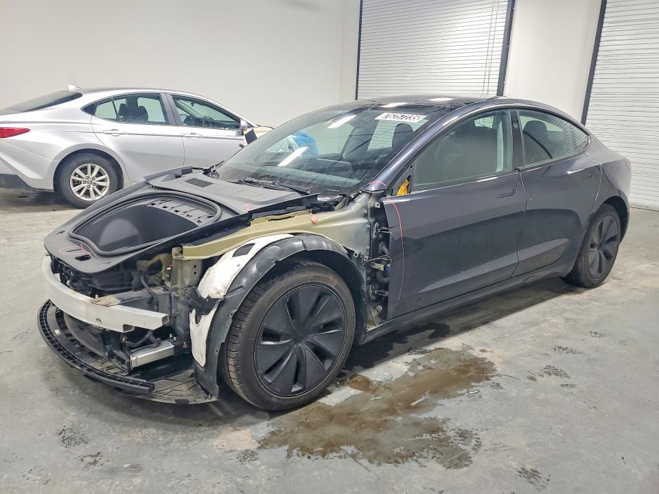 Продажа на аукционе авто 2024 Tesla Model 3, vin: 5YJ3E1EB4RF755309, номер лота: 76257235