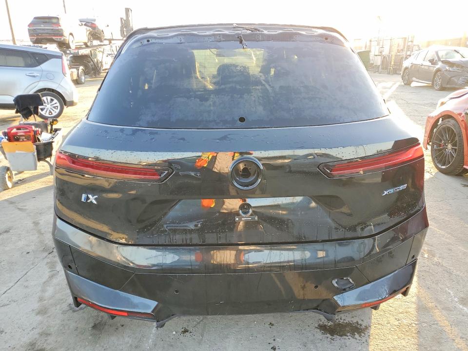Продаж на аукціоні авто 2022 Bmw Ix Xdrive5, vin: WB523CF07NCJ69751, номер лоту: 75811675