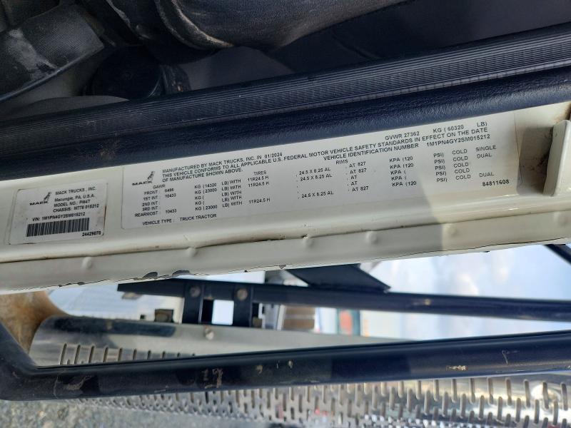 Продаж на аукціоні авто 2025 Mack Pinnacle, vin: 1M1PN4GY2SM015212, номер лоту: 73048275