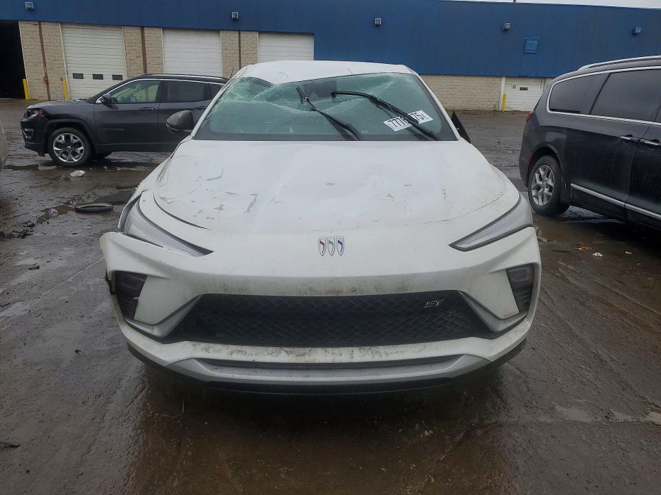 77769275 :رقم المزاد ، KL47LBEP4SB068231 vin ، 2025 Buick Envista مزاد بيع