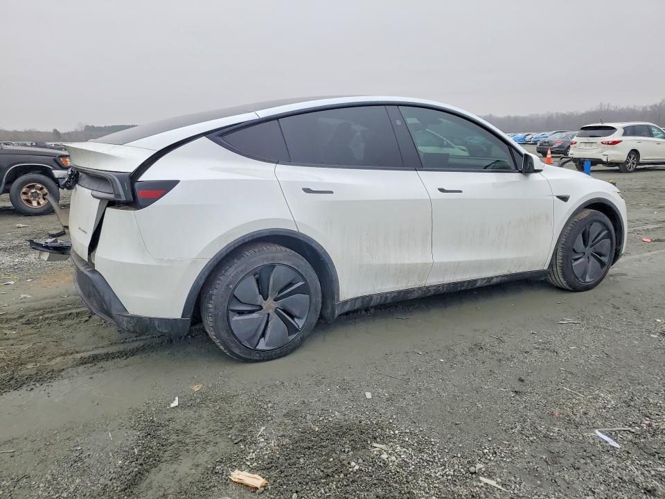 Продажа на аукционе авто 2026 Tesla Model Y, vin: 7SAYGDEEXTA399080, номер лота: 76037035