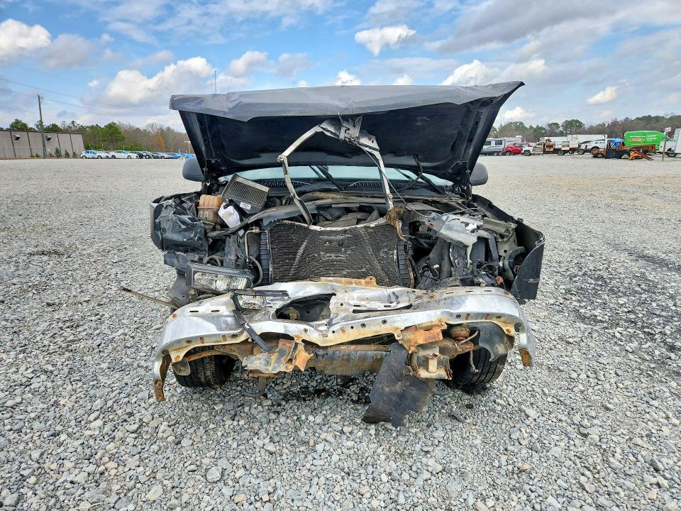 2004 Chevrolet Silverado მანქანა იყიდება აუქციონზე, vin: 1GCEC19V14Z341667, აუქციონის ნომერი: 78112075