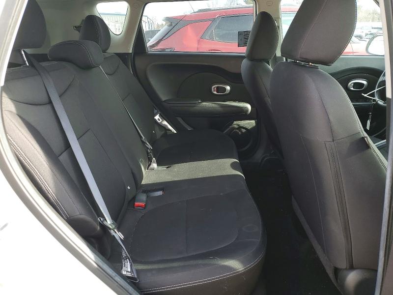 76079645 :رقم المزاد ، KNDJN2A20F7148831 vin ، 2015 Kia Soul مزاد بيع