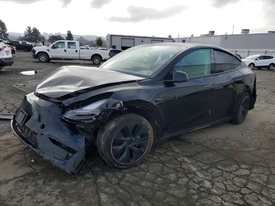 2024 Tesla Model Y მანქანა იყიდება აუქციონზე, vin: 7SAYGAEE2RF121459, აუქციონის ნომერი: 78447465