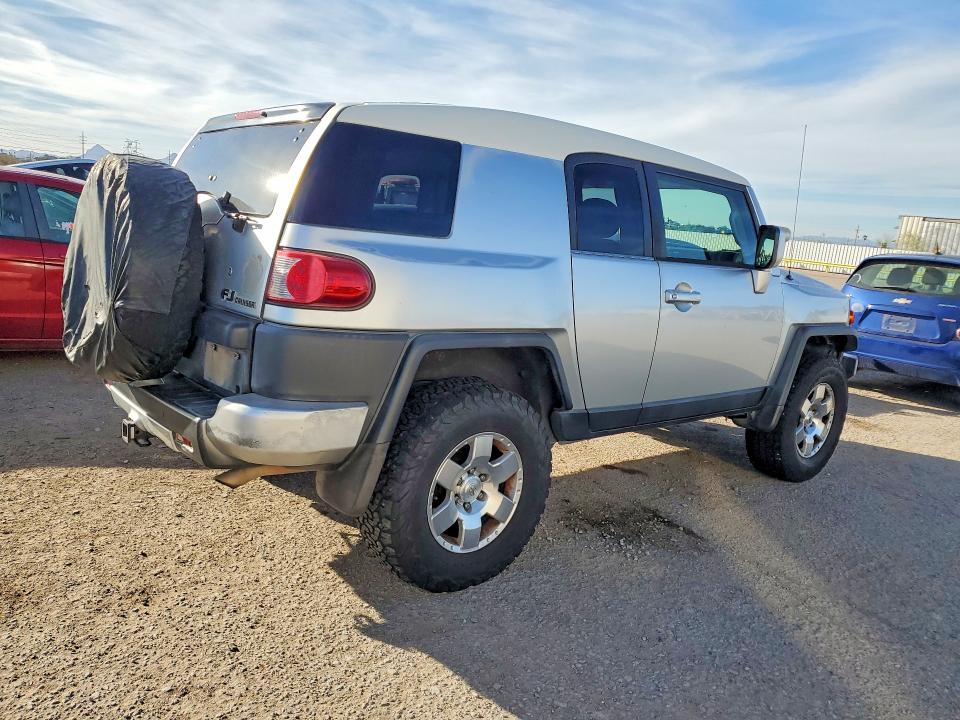 Продаж на аукціоні авто 2007 Toyota Fj Cruiser, vin: JTEBU11F770005353, номер лоту: 79031495