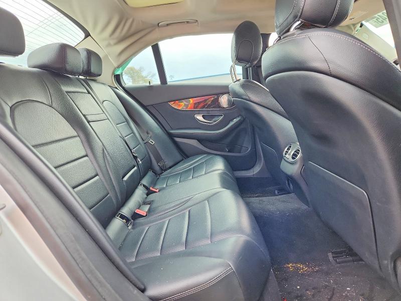 2015 Mercedes Benz C მანქანა იყიდება აუქციონზე, vin: 55SWF4KB7FU005798, აუქციონის ნომერი: 78918845