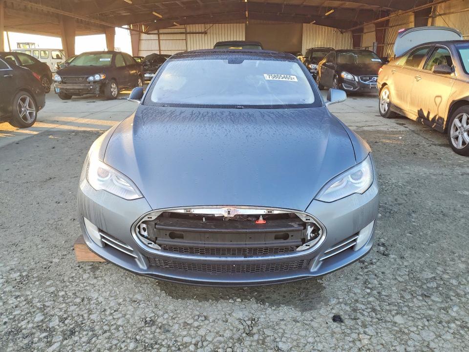 Aukcja sprzedaży 2013 Tesla Model S, vin: 5YJSA1CN1DFP05500, numer aukcji: 75805465