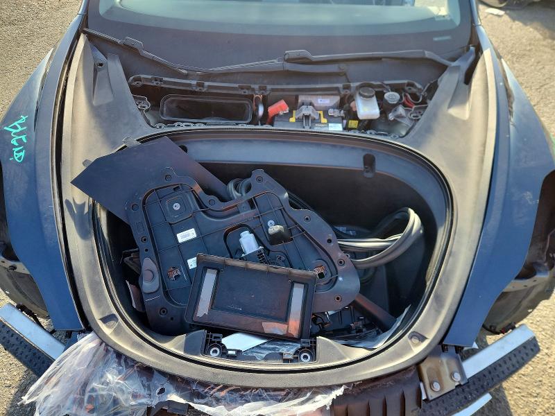2020 Tesla Model 3 მანქანა იყიდება აუქციონზე, vin: 5YJ3E1EA7LF645689, აუქციონის ნომერი: 76403535