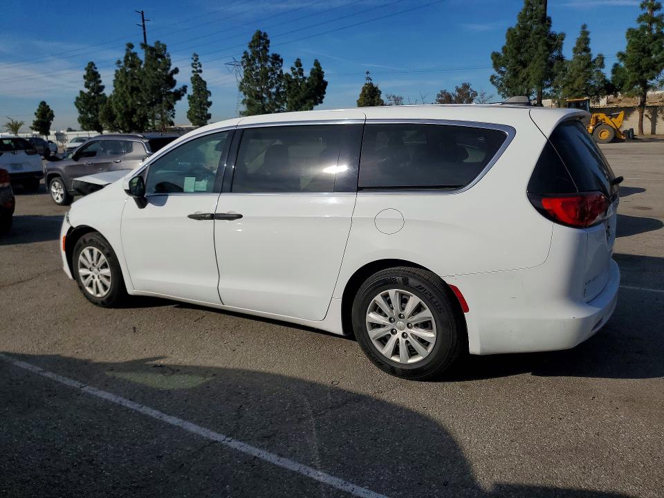 2020 Chrysler Voyager მანქანა იყიდება აუქციონზე, vin: 2C4RC1AG8LR111969, აუქციონის ნომერი: 78622975