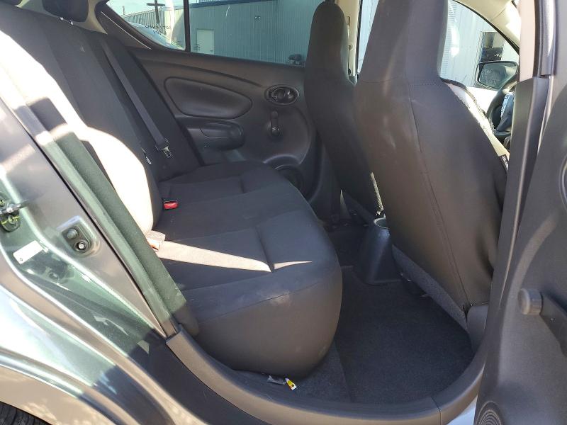 77395395 :رقم المزاد ، 3N1CN7AP4HL811157 vin ، 2017 Nissan Versa مزاد بيع