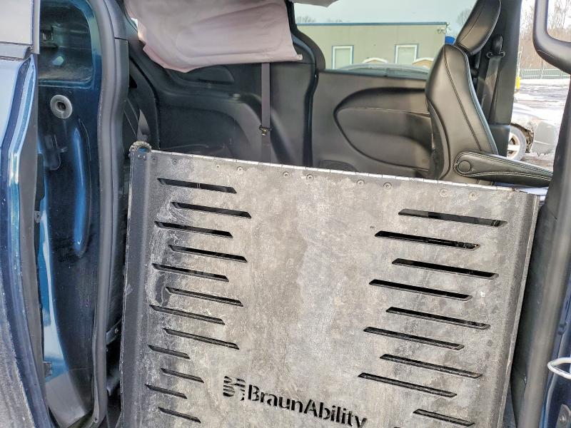 Продажа на аукционе авто 2024 Chrysler Pacifica, vin: 2C4RC1BG3RR102460, номер лота: 75358995