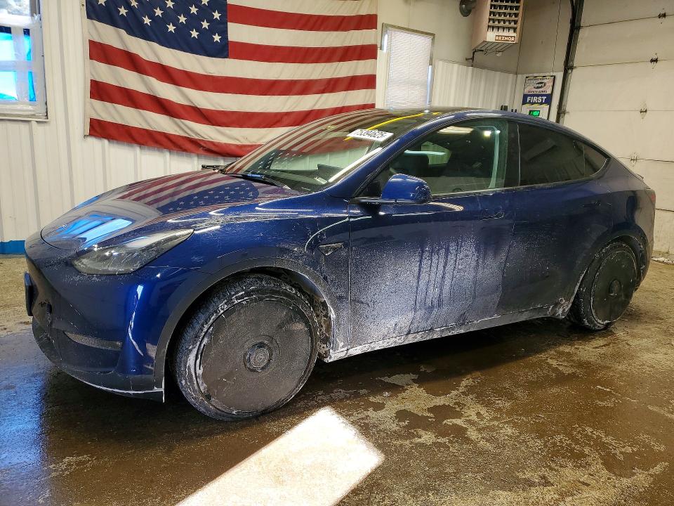 Auction sale of the 2023 Tesla Model Y, vin: 7SAYGDEF0PF702675, lot number: 75394625