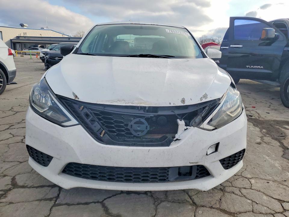 2018 Nissan Sentra მანქანა იყიდება აუქციონზე, vin: 3N1AB7APXJY202647, აუქციონის ნომერი: 78537275