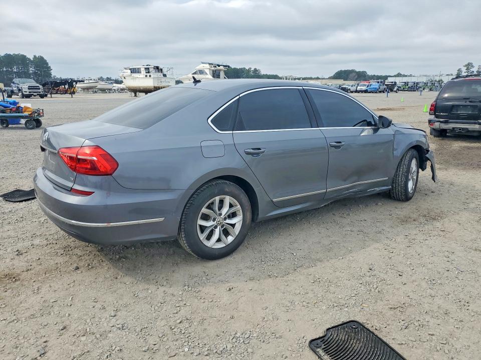 Продажа на аукционе авто 2016 Volkswagen Passat, vin: 1VWAT7A33GC025624, номер лота: 77811495