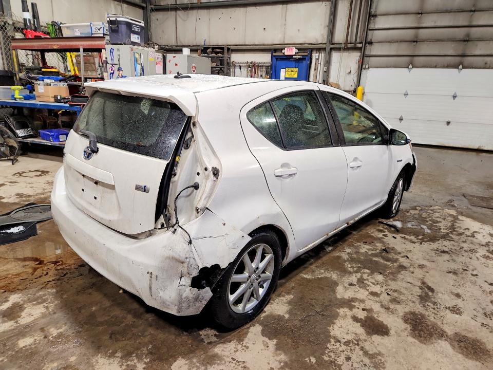 2012 Toyota Prius C მანქანა იყიდება აუქციონზე, vin: JTDKDTB35C1501812, აუქციონის ნომერი: 78090395
