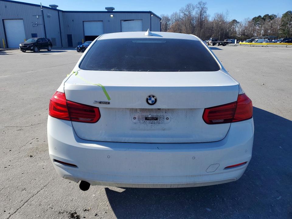 77940975 :رقم المزاد ، WBA8A3C50GK690322 vin ، 2016 Bmw 320 مزاد بيع