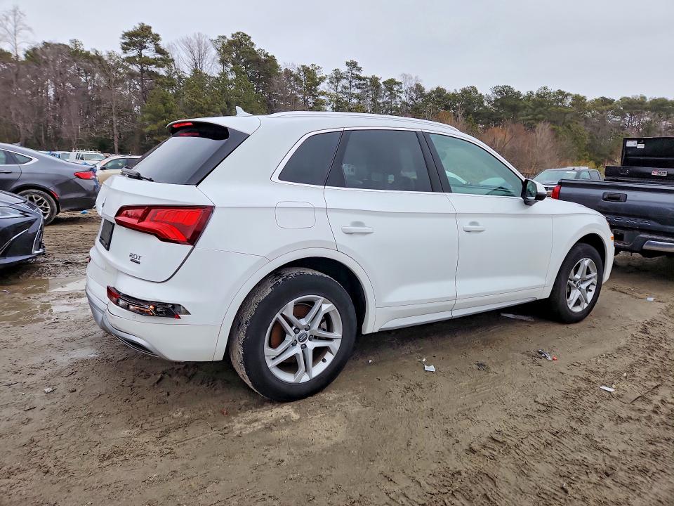2018 Audi Q5 მანქანა იყიდება აუქციონზე, vin: WA1BNAFYXJ2157824, აუქციონის ნომერი: 78598215