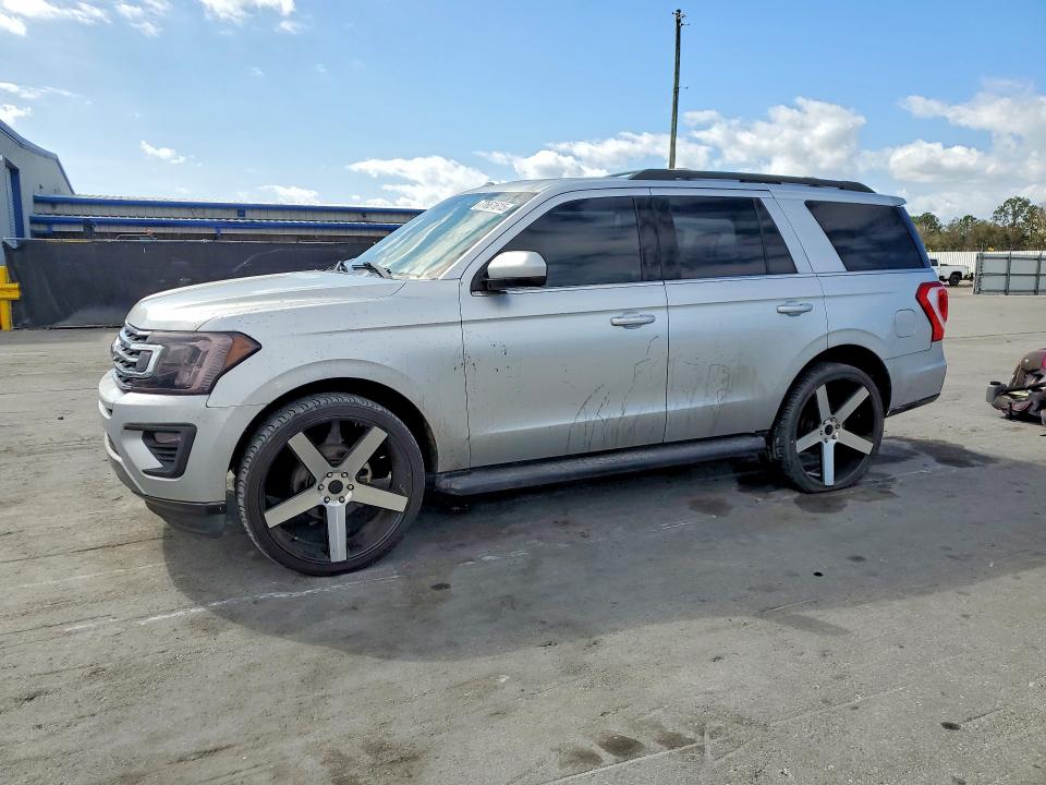 77661615 :رقم المزاد ، 1FMJU1HT9JEA12628 vin ، 2018 Ford Expedition مزاد بيع
