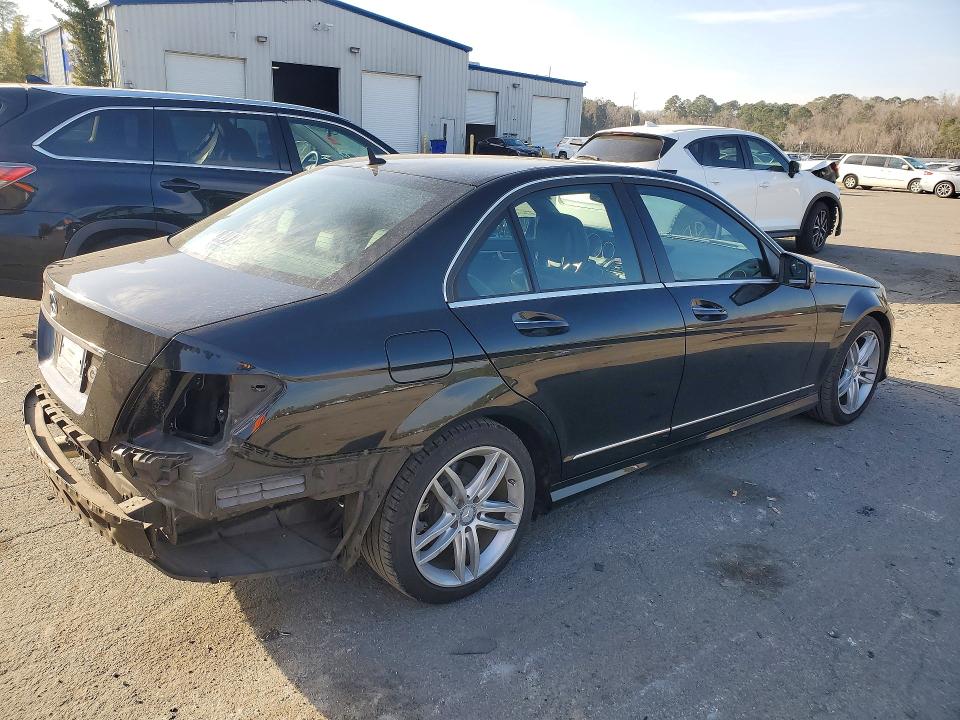 Aukcja sprzedaży 2014 Mercedes-benz C, vin: WDDGF4HBXEA932093, numer aukcji: 75998885
